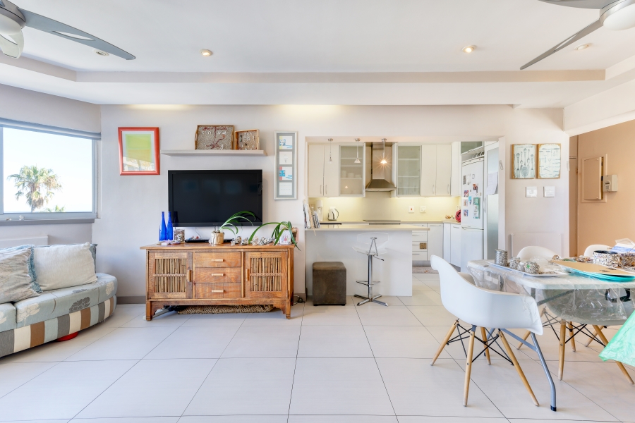2 Bedroom Property for Sale in Sea Point Western Cape